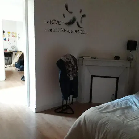 Daire Bureau+chambre Meubles Cote Mairie,comete, Centre Ville Châlons-en-Champagne